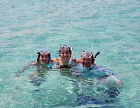 Private Crab Island Charter w/Snokeling and Dolphins