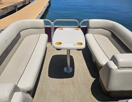 Pontoon Cruiser Lake Tahoe 10 Guest