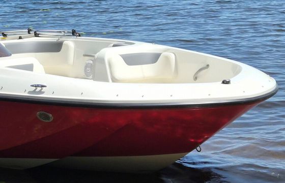 Bayliner 18 Foot Runabout - ONLY FOR RENT WITH CABIN