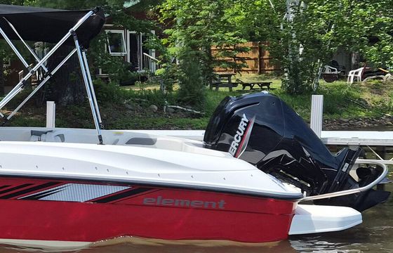 Bayliner 18 Foot Runabout - ONLY FOR RENT WITH CABIN