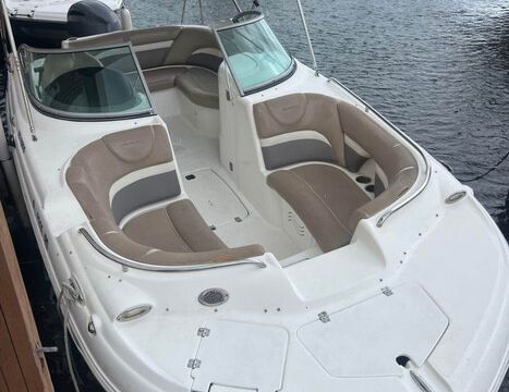 Blue lagoon 22` deck boat perfect for cruising-sandbars and more!