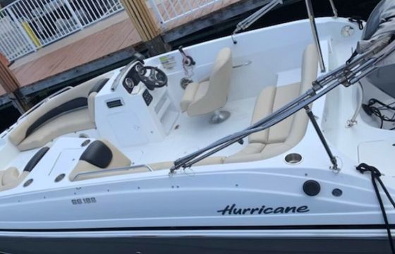 Blue lagoon 22` deck boat perfect for cruising-sandbars and more!