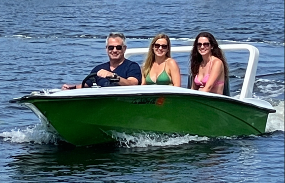 Exhilerator — 151 Mini Power Boat