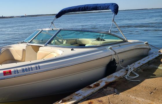 Sea Ray 190 Signature Bow Rider – Fast, Clean & Ready to Ride!