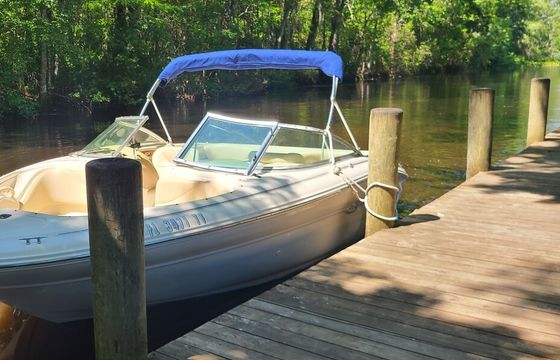 Sea Ray 190 Signature Bow Rider – Fast, Clean & Ready to Ride!