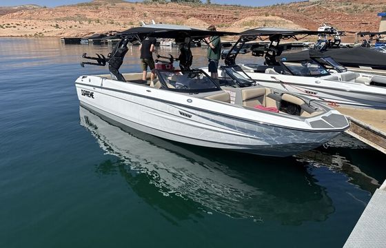 2025 Supreme S240 Surf Boat