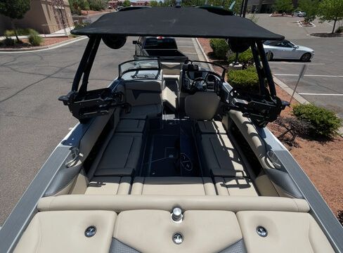 2025 Supreme S240 Surf Boat