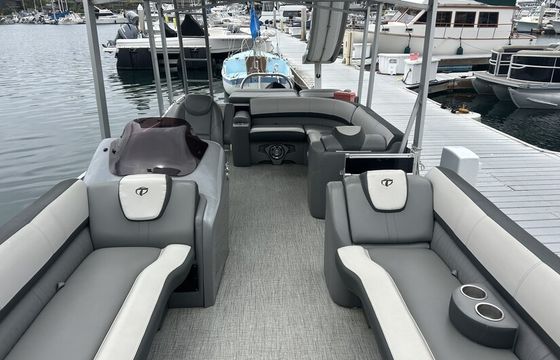 25ft Double Decker Tritoon Party Barge with a slide - Lake Pleasant