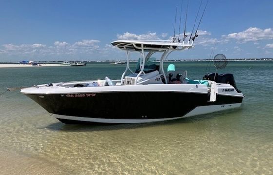 Departs Western Center of Lake Lanier, great CC for Cruising & Fishing