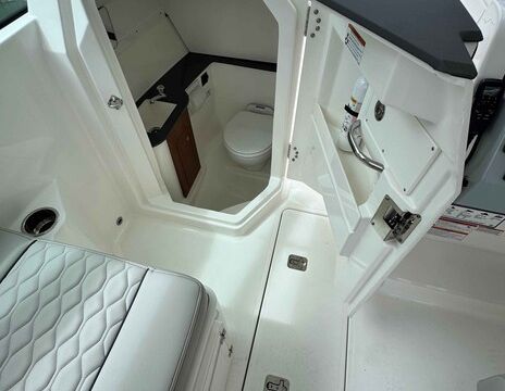 Pursuit Dual Console 27 ft