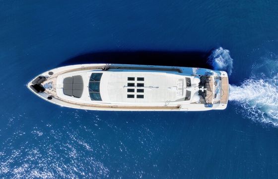 Venture — 101ft Leopard Luxury Charter