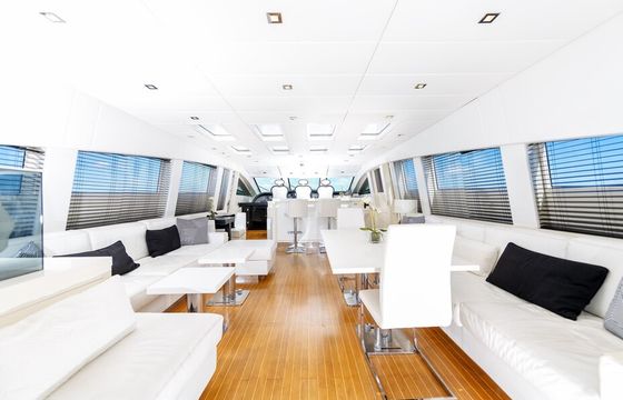 Venture — 101ft Leopard Luxury Charter