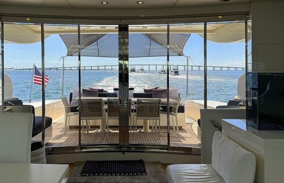 Venture — 101ft Leopard Luxury Charter