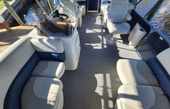 MANITOU PONTOON 23 AURORA TRIPLE TUBE VP