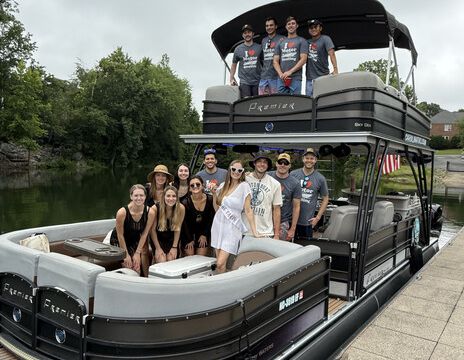 La Cantina – 31' Premier SkyDek Tritoon