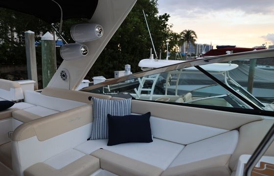 Private Sandbar Boat Trip - With free pass to Mazuma night club