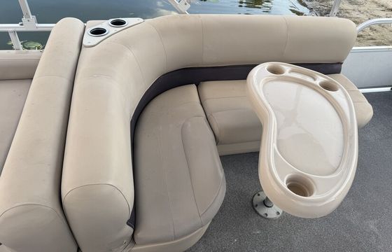 22ft 115HP Pontoon Boat I Freshwater Canal And Lakes I Seats 12