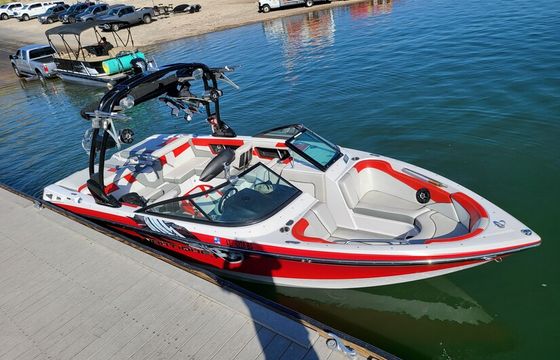 Learn to wake or just a day on the Lake . You'll love the EDventure!