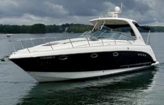 39' Chaparral 350 Signature Yacht in Marina del Rey