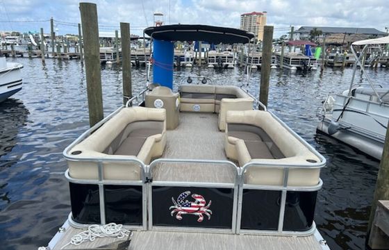 Crab Island Pontoon Rental