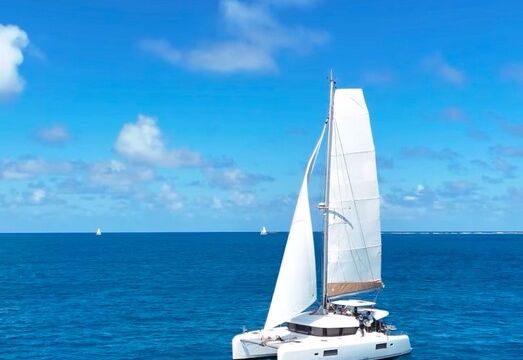 Premium Luxury Lagoon 42 | Comfort Space Island Adventures vip service