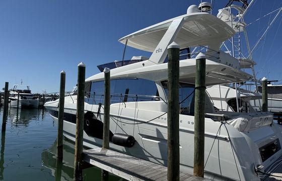 Ivy O 59' : Come and Enjoy on-water!