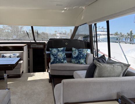 Ivy O 59' : Come and Enjoy on-water!