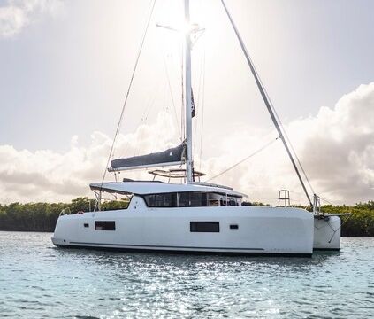 Luxury 2019 Lagoon Sailing Catamaran 42