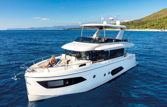 Rally Point | Absolute Navetta 52 – Italian Luxury on Sarasota Bay