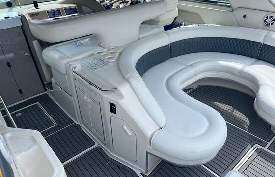 Sea Ray 50ft Sundancer Luxury Yacht Charter – Miami