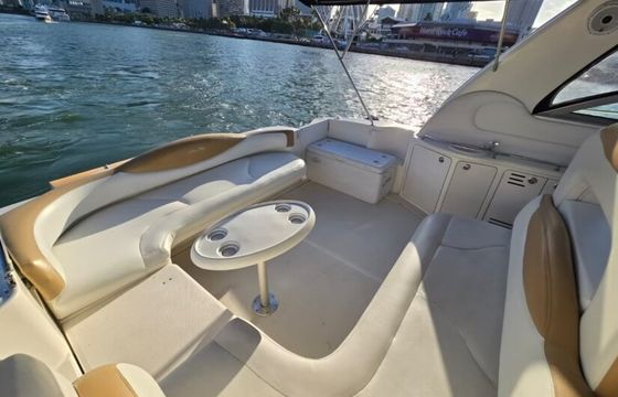 45’ Sea Ray Sundancer (Sunkissed) – Miami River