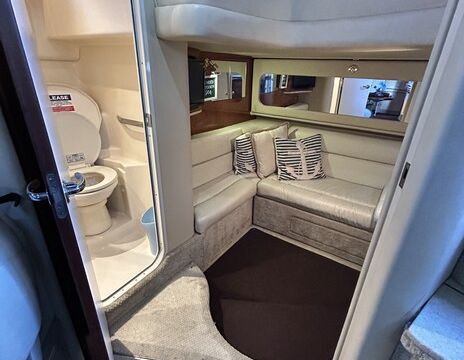 45’ Sea Ray Sundancer (Sunkissed) – Miami River