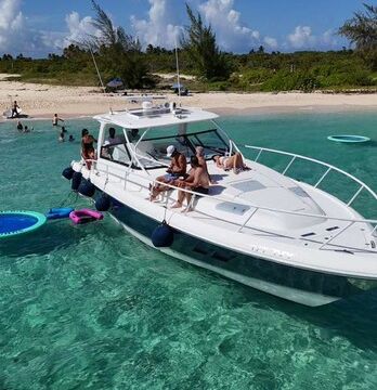 Intrepid powerboat great for island hoping in comfort
