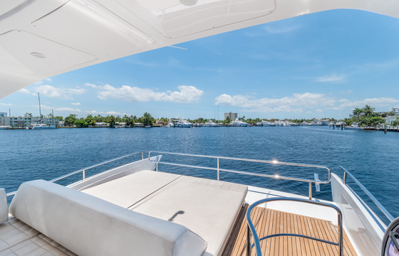 64ft Azimut Luxury Yacht Charter