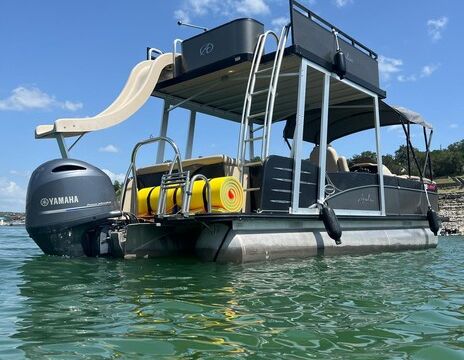 Pontoon Fun Ship 25' – Lake Travis