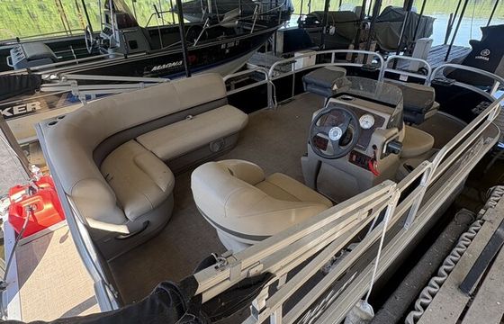 $499 Per Day, $699 Total Per Weekend, $799 Per Week.  16 Foot Pontoon
