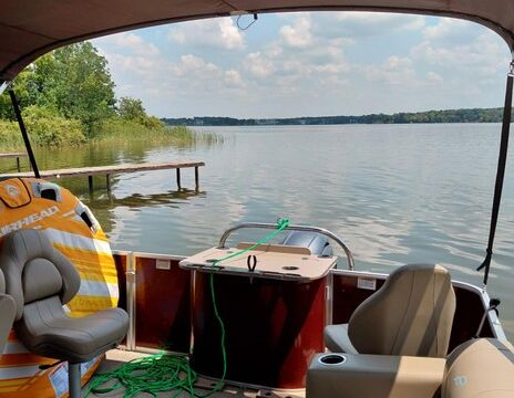 2022 Starcraft Pontoon Boat For Rent on Cedar Creek Reservoir, TX