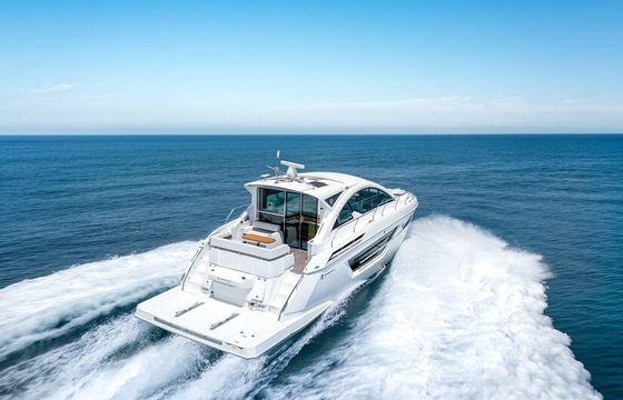 Boca Modern Luxury Yachting