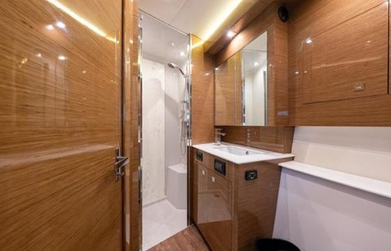 Boca Modern Luxury Yachting
