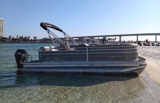2025 SunTracker Pontoon – Smooth, Spacious & Ready for Fun!