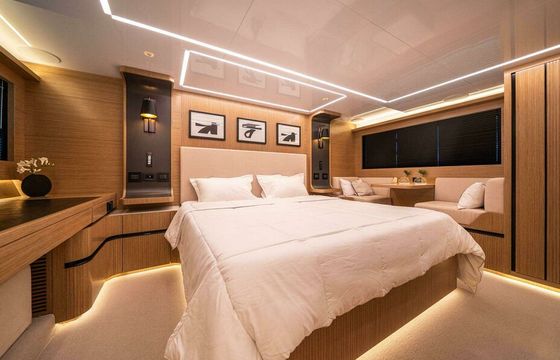 62ft 2023 Pearl – Ultra-Luxury Modern Yacht Experience
