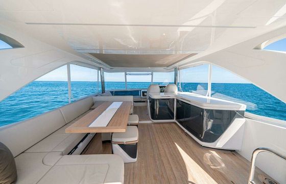 62ft 2023 Pearl – Ultra-Luxury Modern Yacht Experience