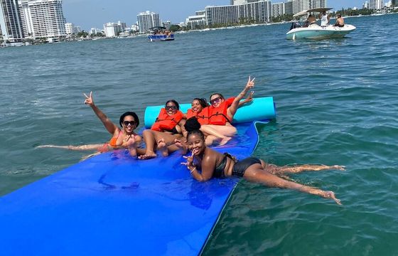 Miami’s Magic Unfolds Aboard a 45ft Azimut!