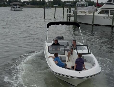 2022 Bayliner VR6 Outboard – Fun in the Sun at Panama City Beach