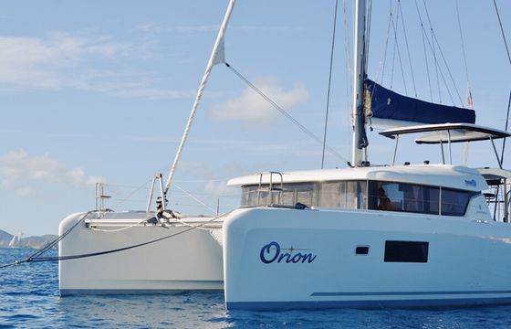 Gorgeous new 42’ Lagoon luxury Sailing catamaran Stuart FL