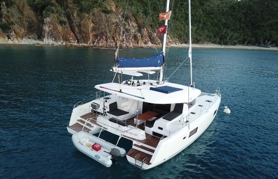 Gorgeous new 42’ Lagoon luxury Sailing catamaran Stuart FL