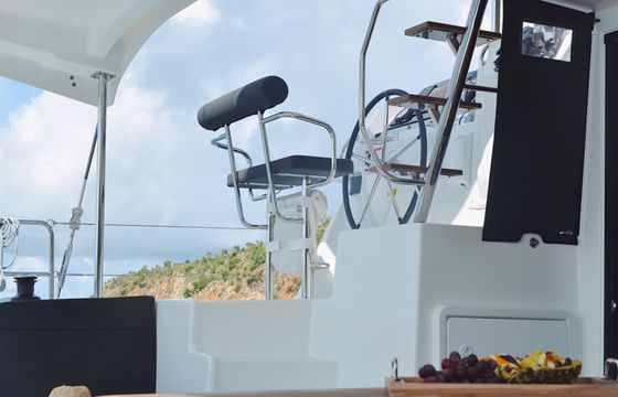 Gorgeous new 42’ Lagoon luxury Sailing catamaran Stuart FL