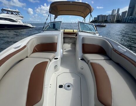 The Best Deal in the Market! Sea Ray Sundeck 26'
