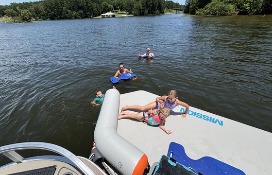 NEON MOON PONTOON CRUISE (2025 SUNTRACKER)