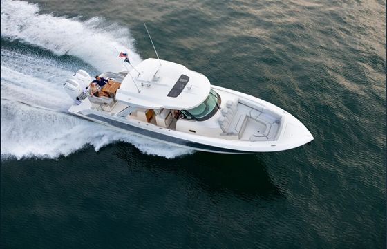 Tiara 43 LS Day Boating and Sight Seeing!